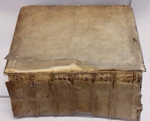 perkamenten boek restauratie